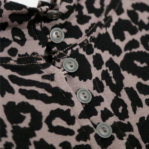 Free People Leopard Animal Print Soft Jersey Mock Neck Long Sleeve Top Button XS - Picture 6 of 15